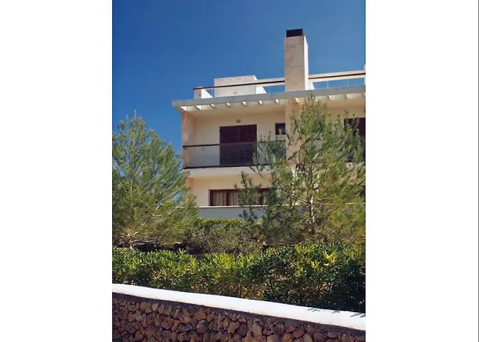 Posidonia מלון דירות 3*