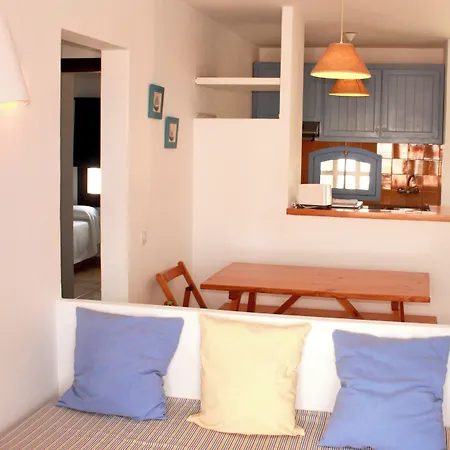 Posidonia Aparthotel