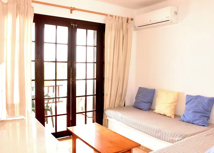 Aparthotel Posidonia 3*