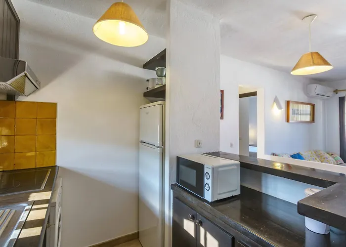 Posidonia Lägenhetshotell 3*