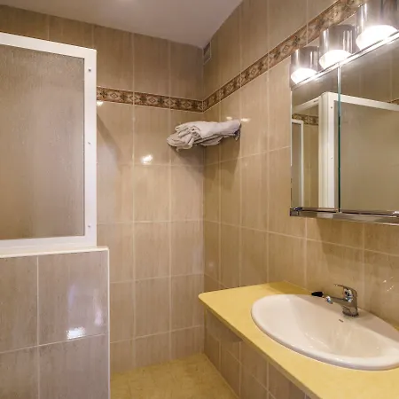 Aparthotel Posidonia 4*