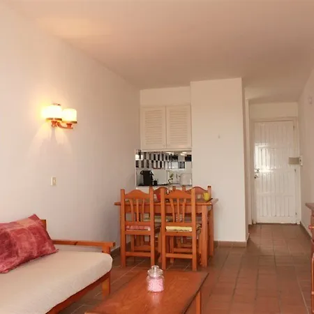 Posidonia Aparthotel