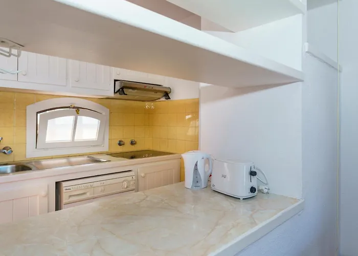 Posidonia מלון דירות